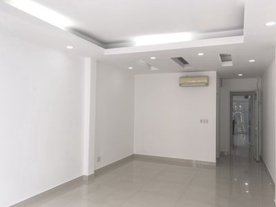 Rent a house. A Nguyễn Văn Đậu.