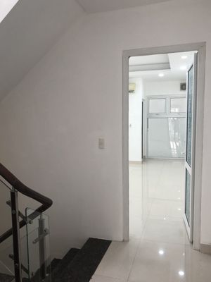 Rent a house. A Nguyễn Văn Đậu.
