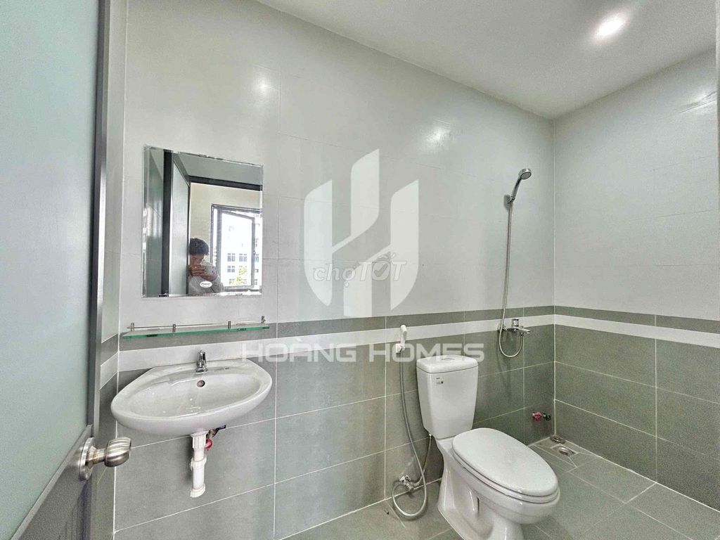 Rent Cát Lái apartment.