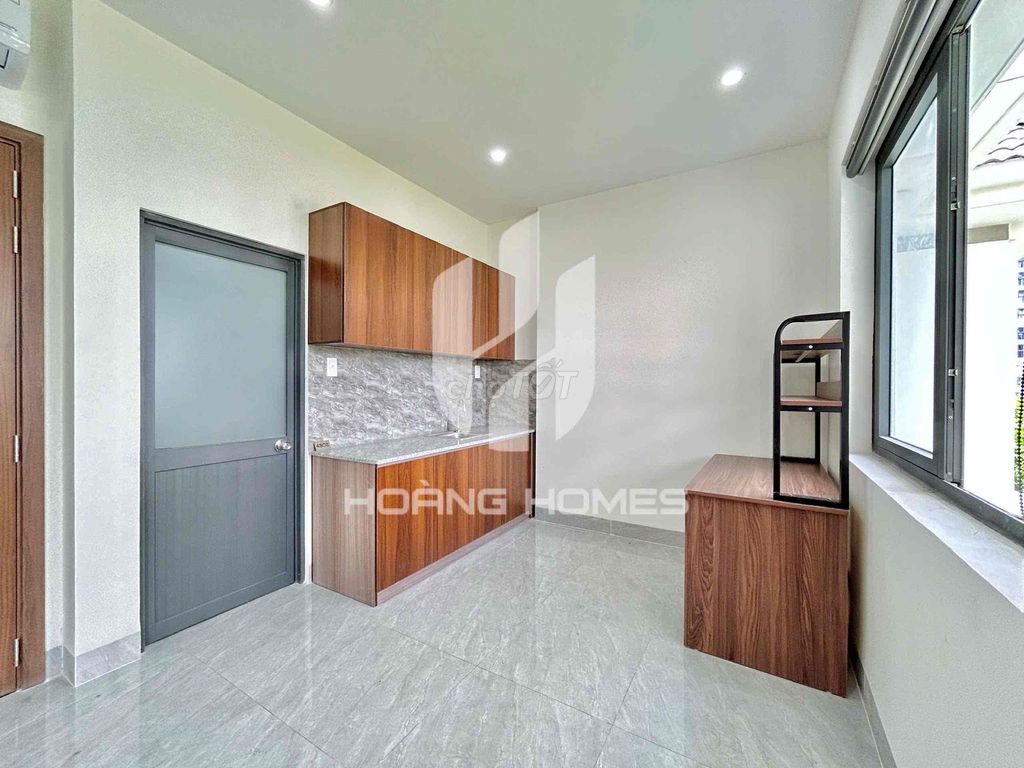 Rent Cát Lái apartment.