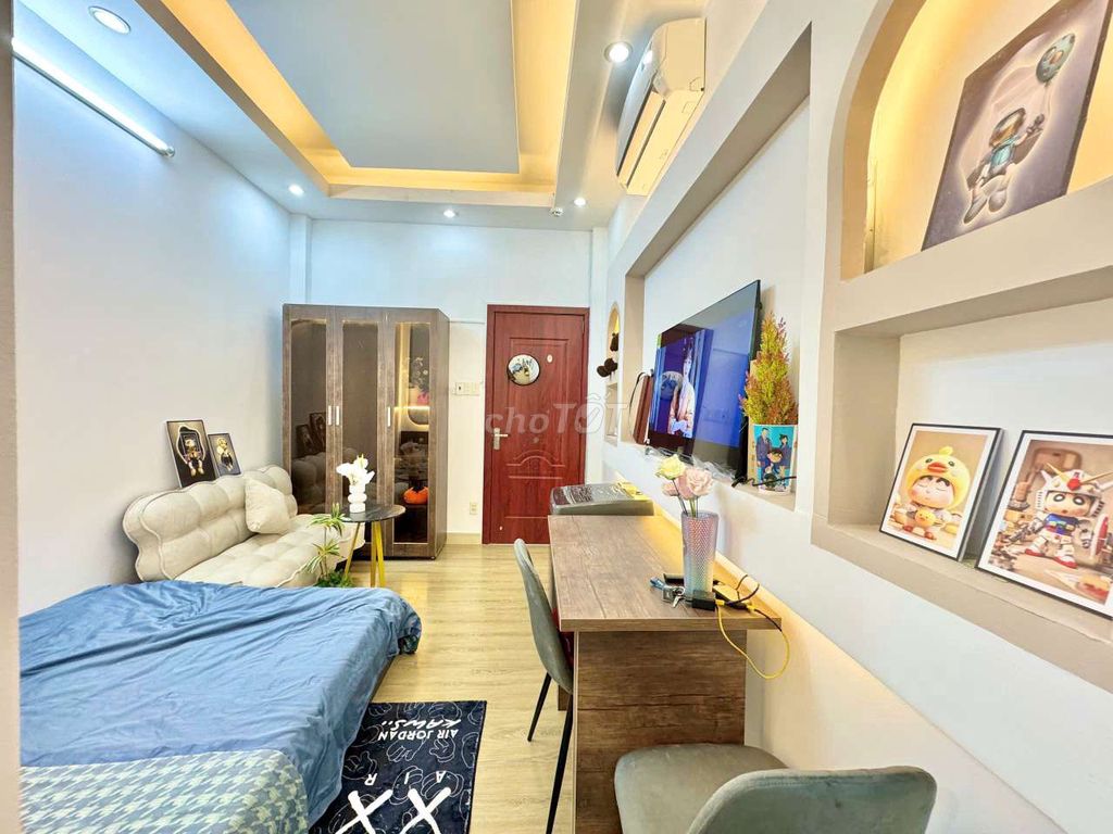 The apartment is one of those bedrooms right in lê văn sỹ.
