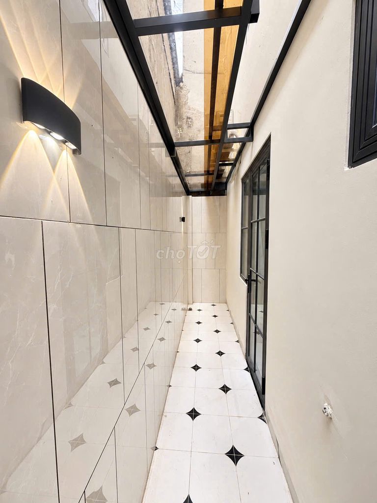 Rented the modern Tân Bình apartment with an interior window