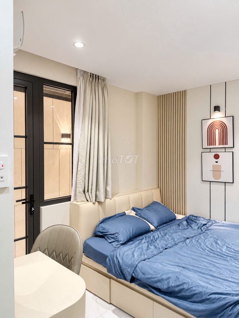 Rented the modern Tân Bình apartment with an interior window