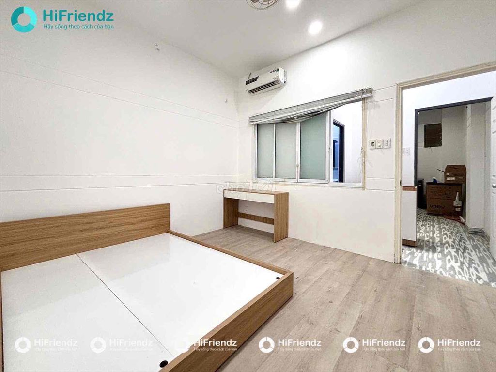 Rent a full interior room - built in the sandshed.