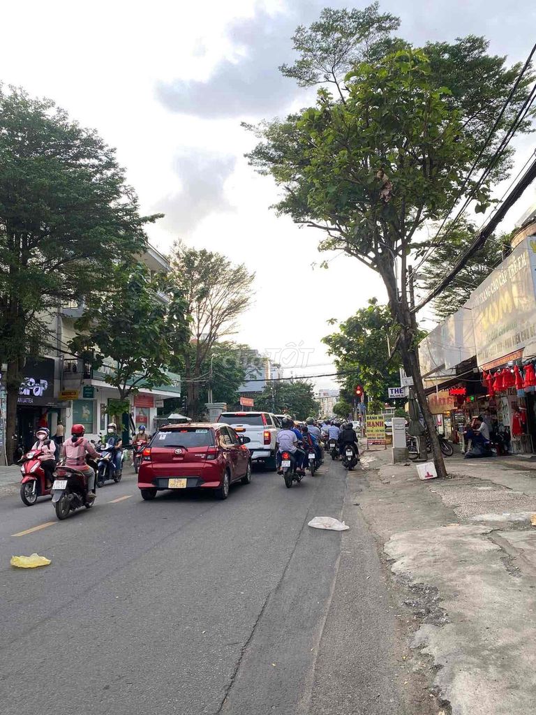 Rent a 1kd Street số 1, Fire Arrow, 4 x20 meters, 3/5 plates.