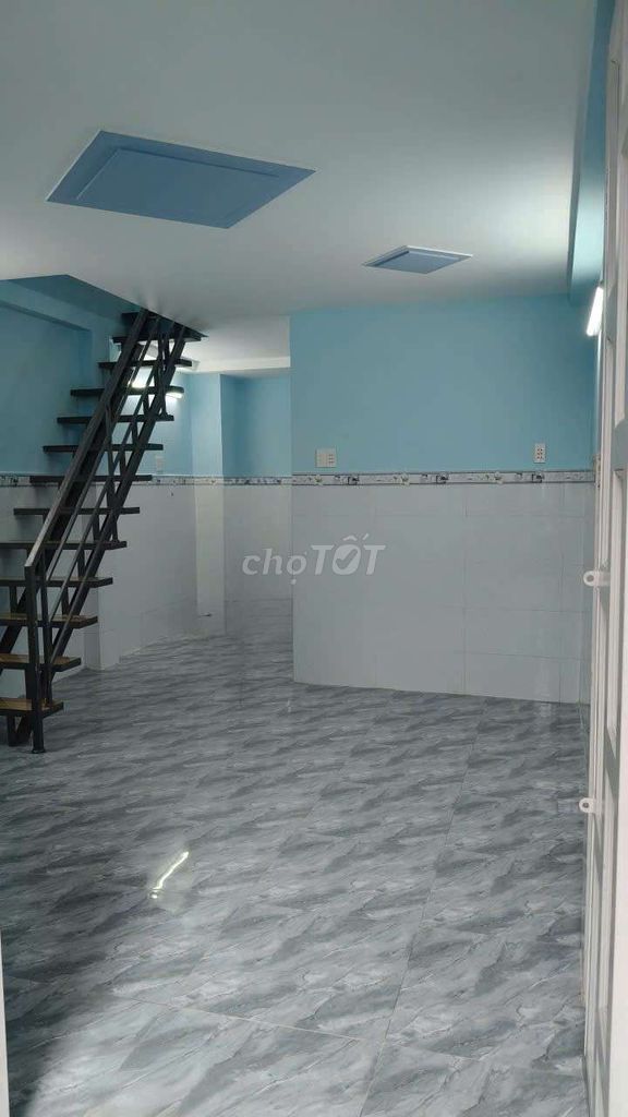 Rent the original house, area uses 72 meters, rent rate 9 million a month.