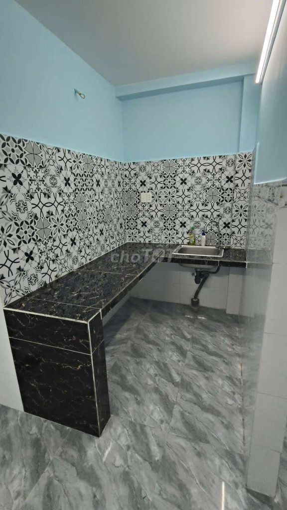 Rent the original house, area uses 72 meters, rent rate 9 million a month.