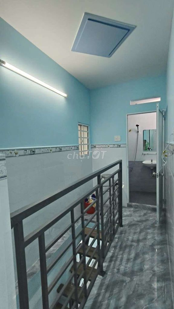 Rent the original house, area uses 72 meters, rent rate 9 million a month.