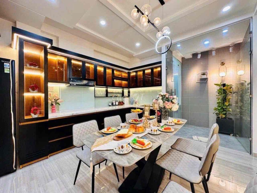 To rent a new house. area: 4 x16 is 20 million.