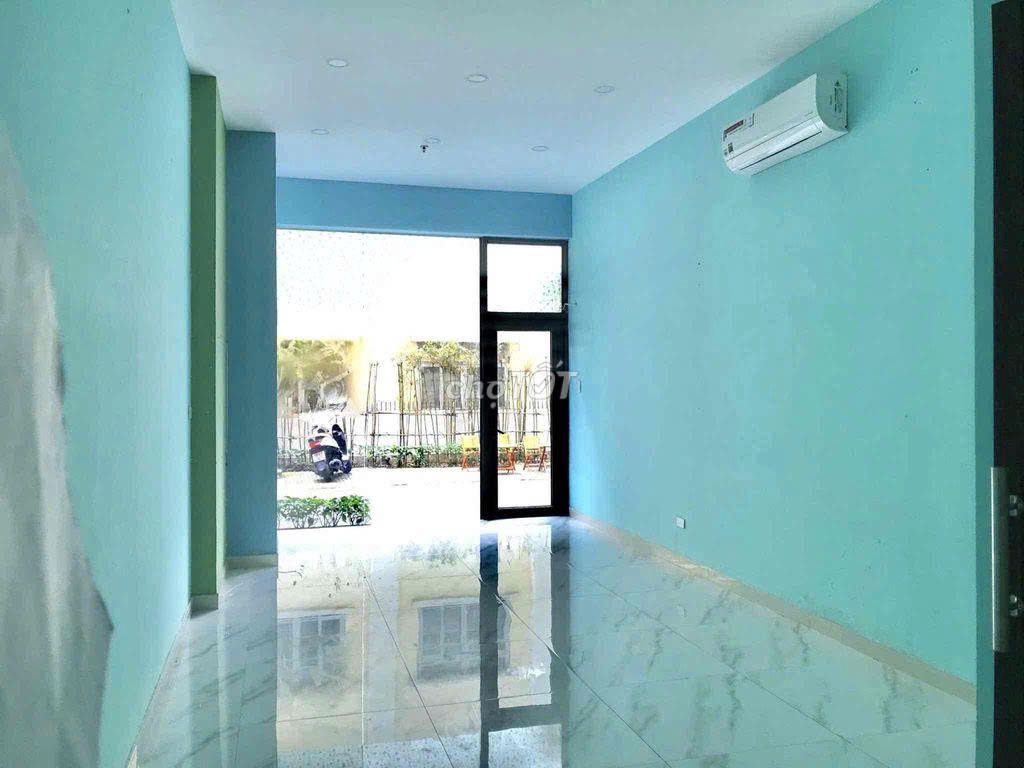 Rent an alley 4M (xh) Võ Văn Kiệt, 1802 3, District 6, 10 million.