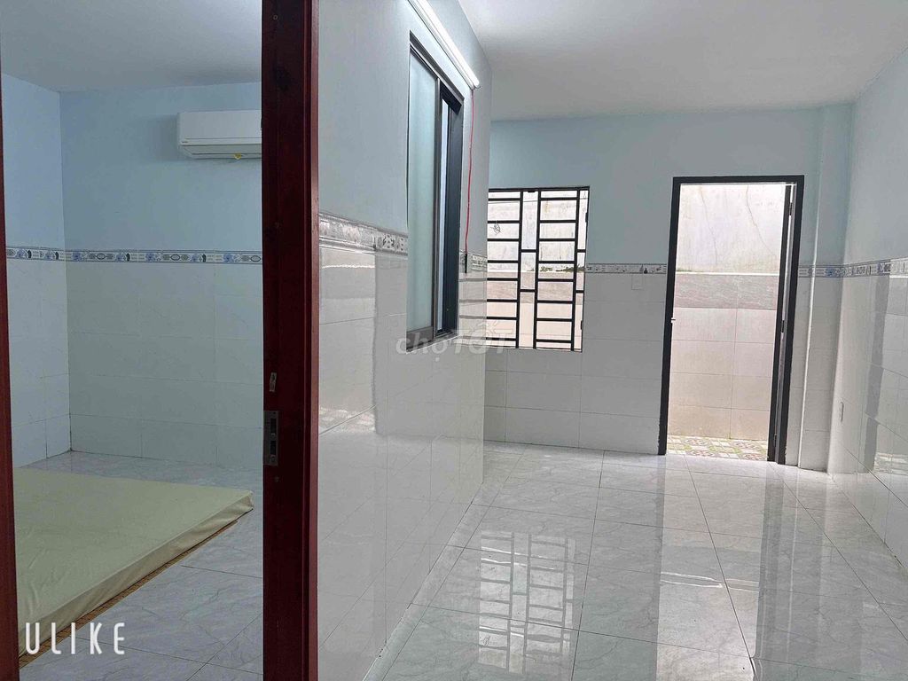 New building, Đỗ Xuân Hợp-Two bedrooms - two toilets - nice new building.