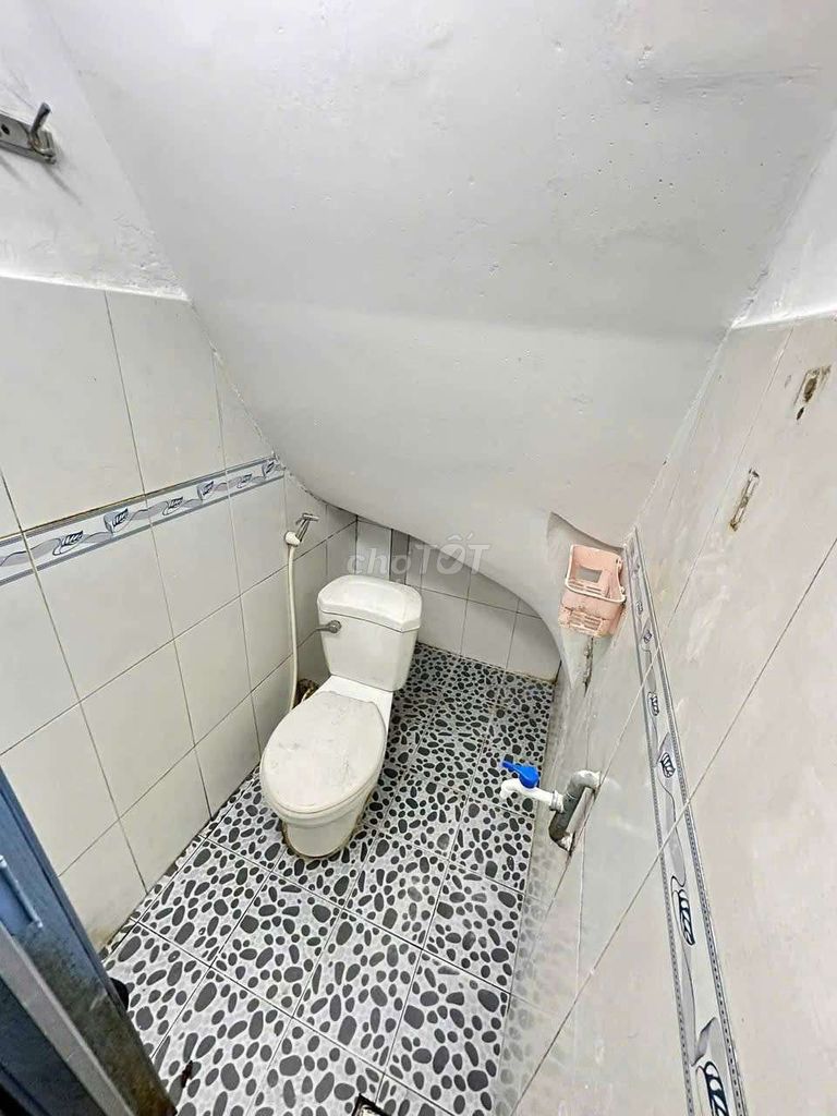 To keep renting without getting home