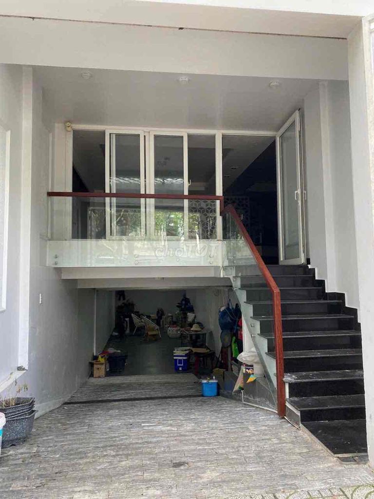 House 1 3 5th floor bedroom 4 x19 m street front number 134 Tân Phong