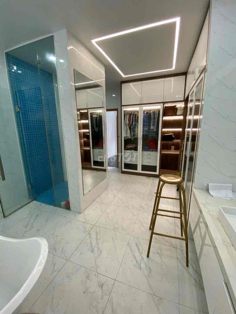 House 1 3 5th floor bedroom 4 x19 m street front number 134 Tân Phong