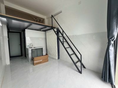 Rent us a new room 100%, balcony. Next to pmh, convenient to kcx, ufm