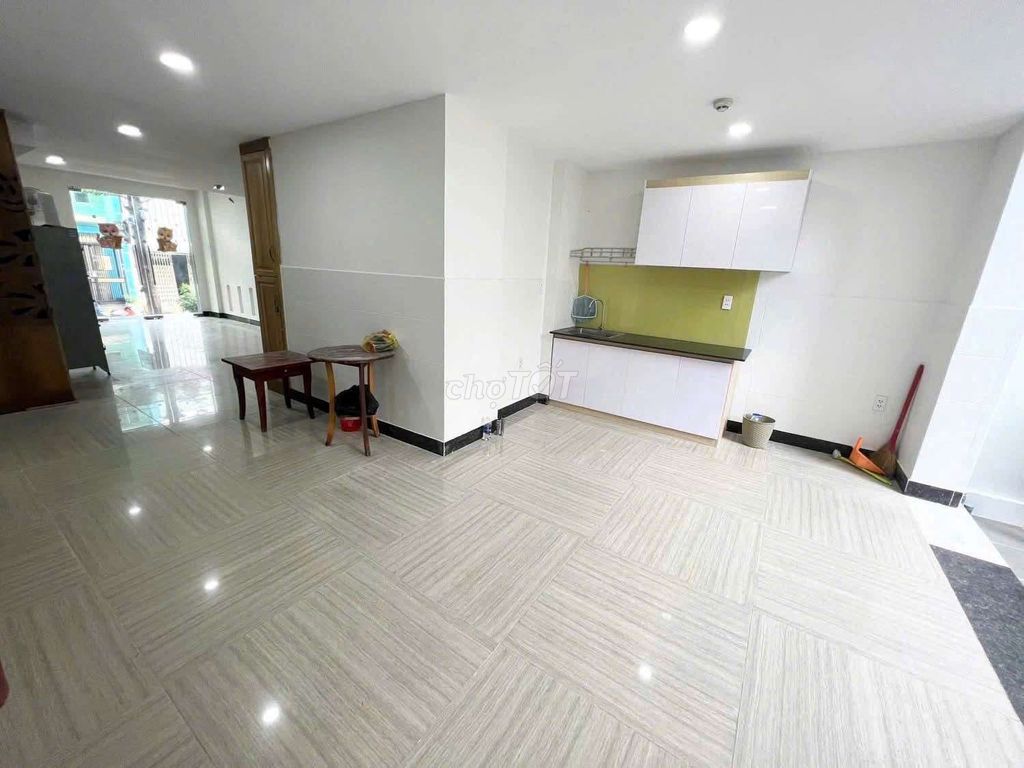 13 million_9 x20 m of nice house 10 m Cây Keo near the Proto" for renting P.Hiệp Tân