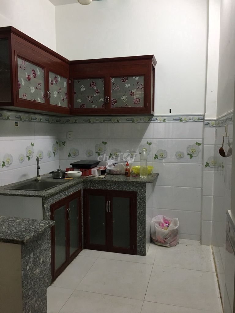 Rent an entire 12th District, 1 st 2th floor, alley