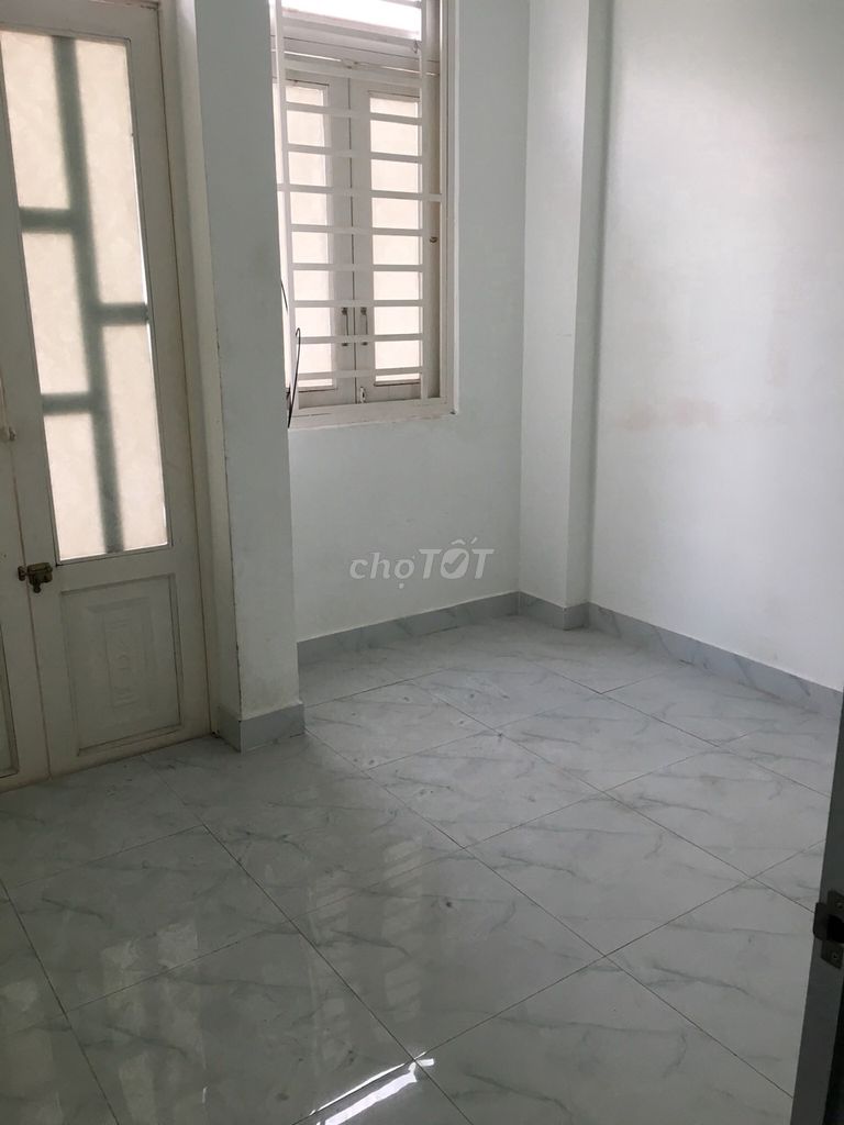 Rent an entire 12th District, 1 st 2th floor, alley