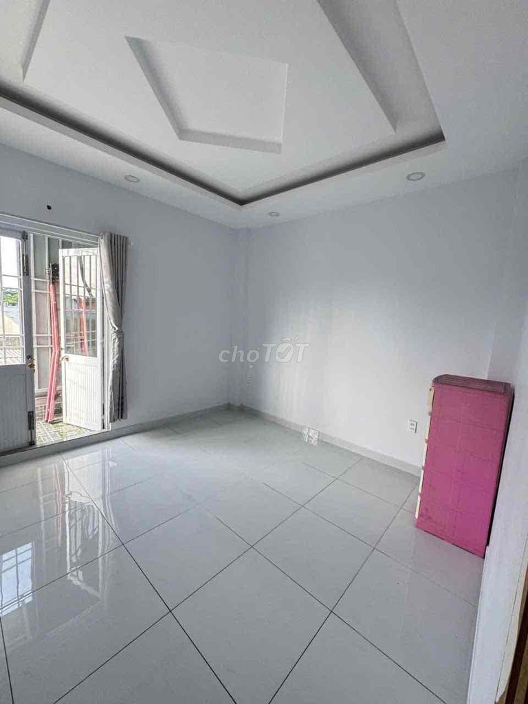 Renthouse needs to rent new Bình Tân