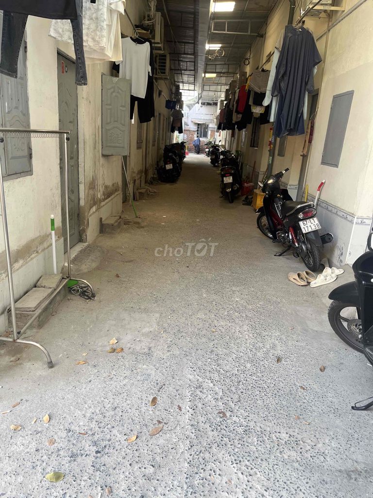 Yu Yu Yu Yue empty room, Tam Ping, Thủ Đức.