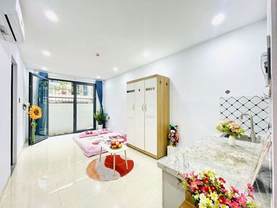 the beautiful room - with the balcony