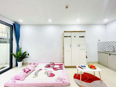 the beautiful room - with the balcony