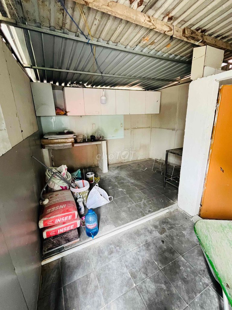 Rent the entire building about 36 meters near the United States Hospital Thủ Đức, Go on Security