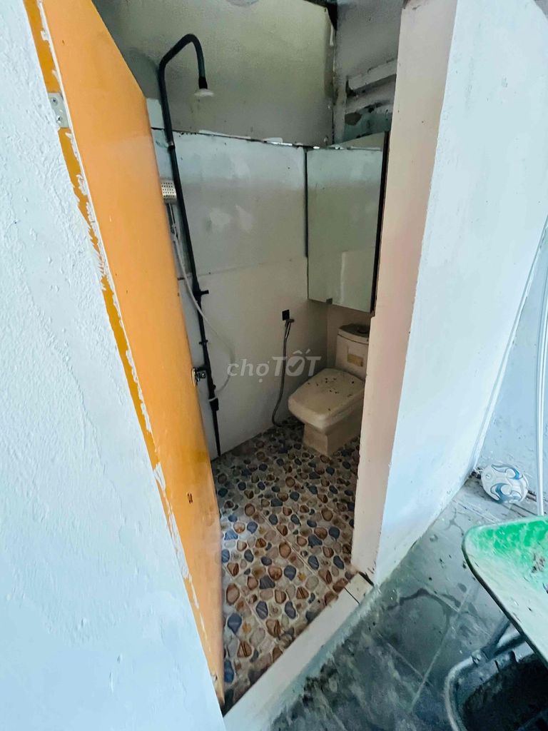Rent the entire building about 36 meters near the United States Hospital Thủ Đức, Go on Security