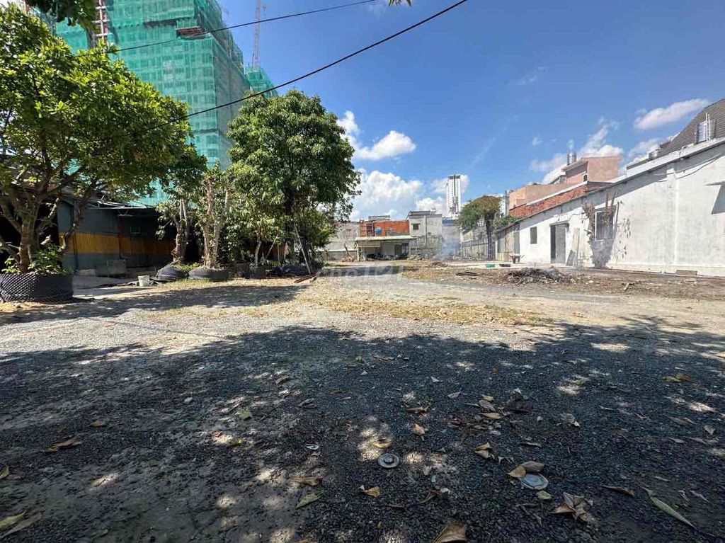 Rent the entire building about 36 meters near the United States Hospital Thủ Đức, Go on Security