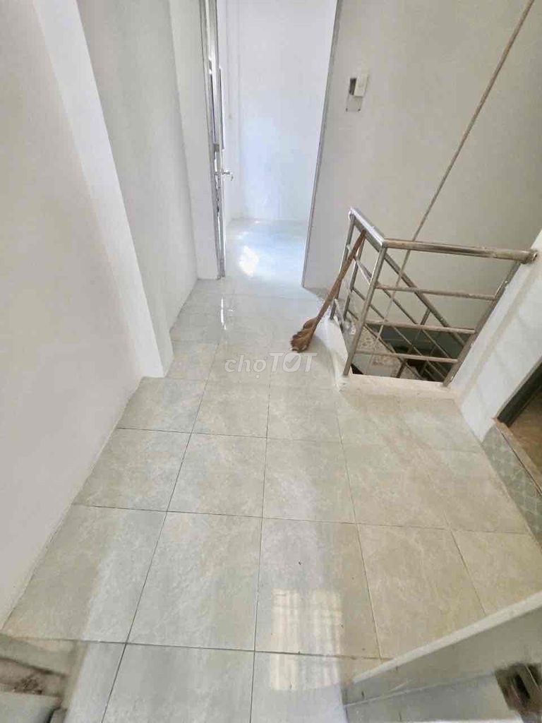 New 4 x 10 meters 1 floor (2 toilets bedroom) 5 meters down. Mã Lò, Bình Tân