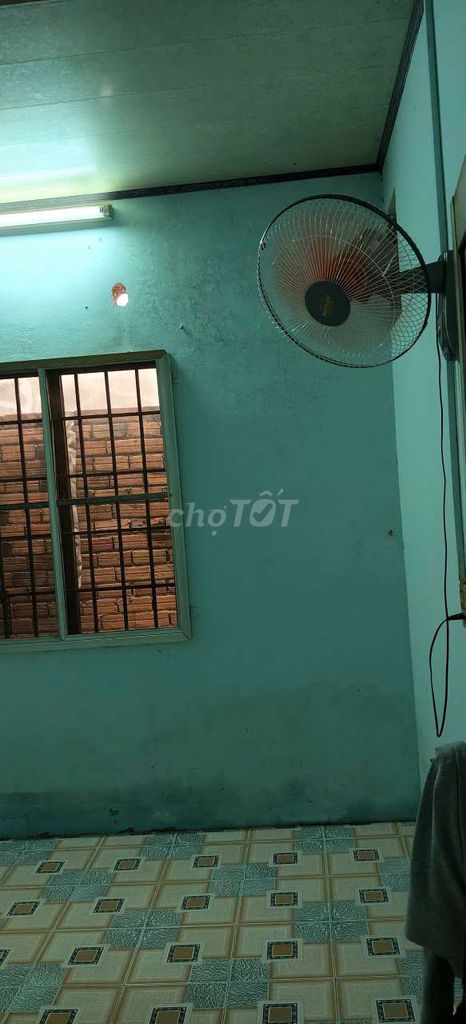 The owner rented the area to Mrs. Sheparda.