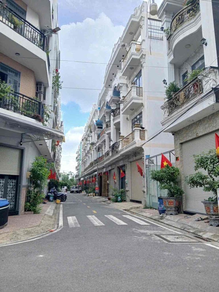 Rent house: Liên khu 4-5, Bình Tân, large. hcm