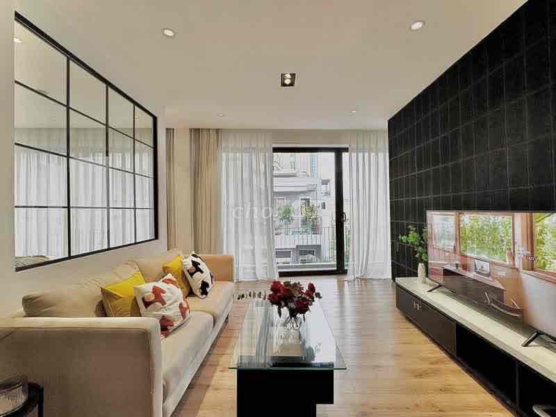High-level apartment. Full interior. Trường Chinh right next to the airport.