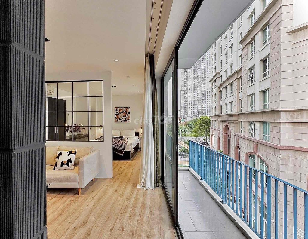 High-level apartment. Full interior. Trường Chinh right next to the airport.