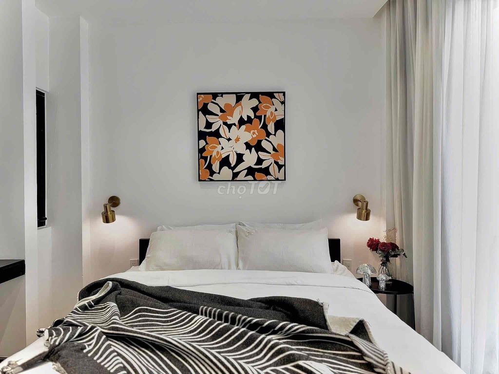 High-level apartment. Full interior. Trường Chinh right next to the airport.