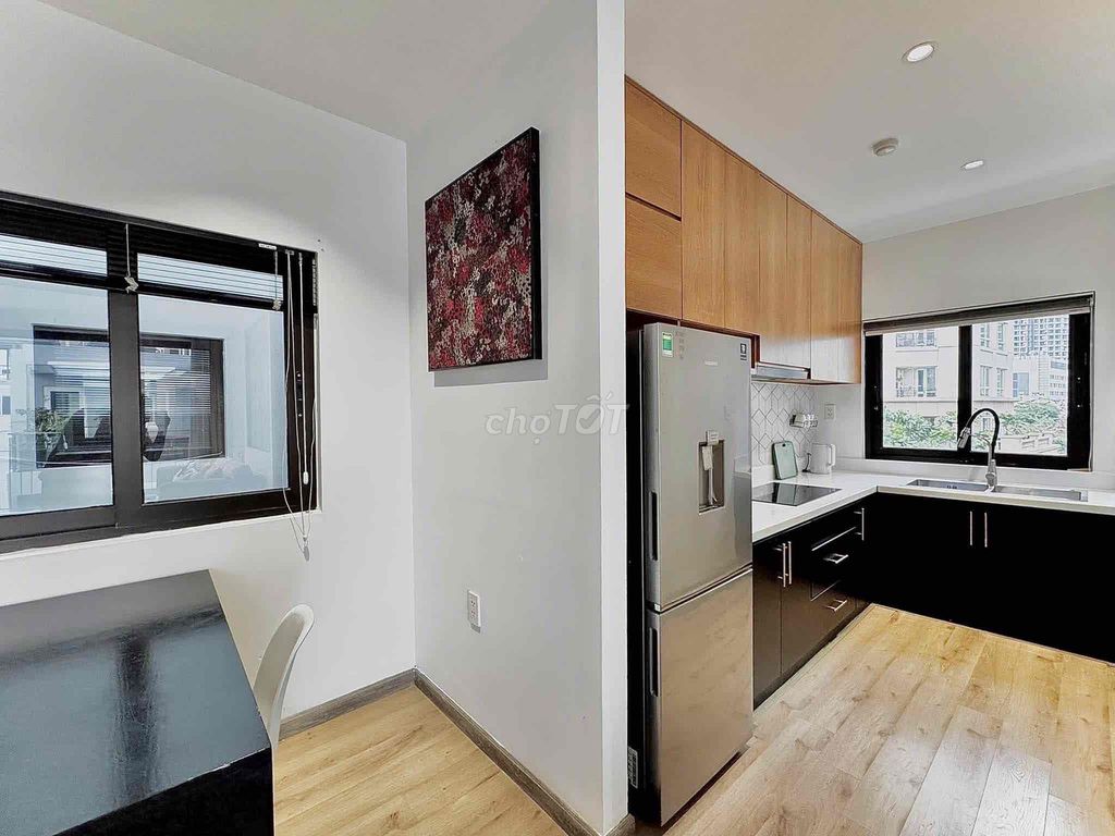 High-level apartment. Full interior. Trường Chinh right next to the airport.