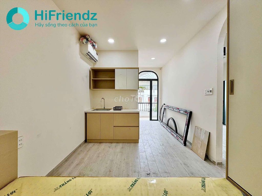 Rent the balcony apartment - full interior, almost extended
