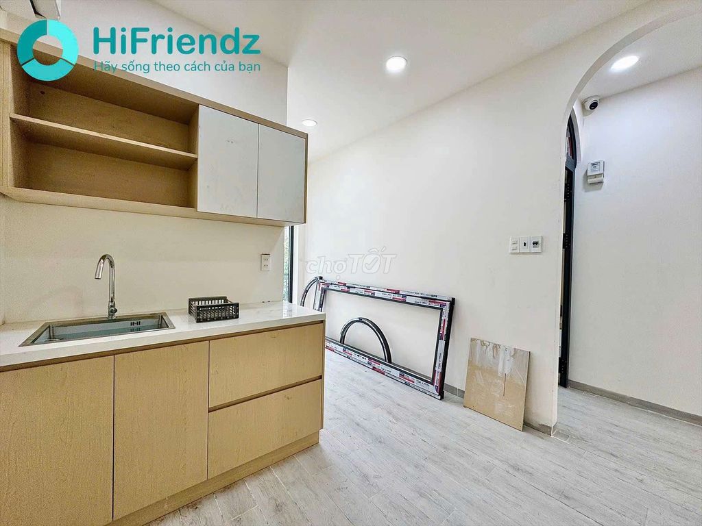 Rent the balcony apartment - full interior, almost extended