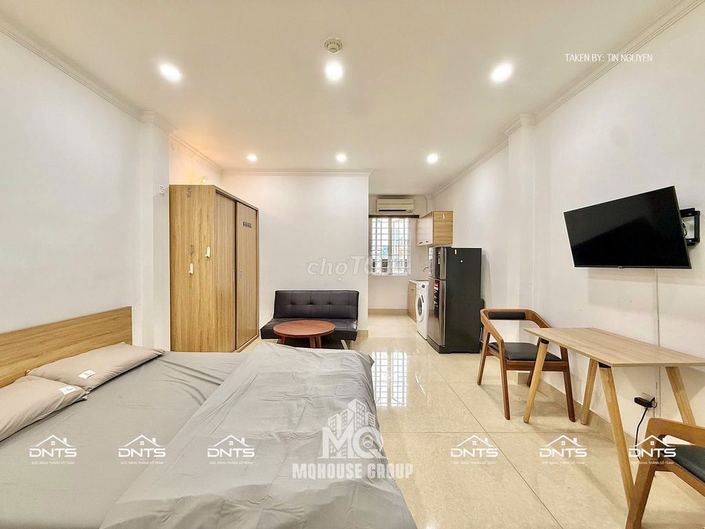 Studio's apartment is a private elevator washing room near the City Market, Bitteeco.
