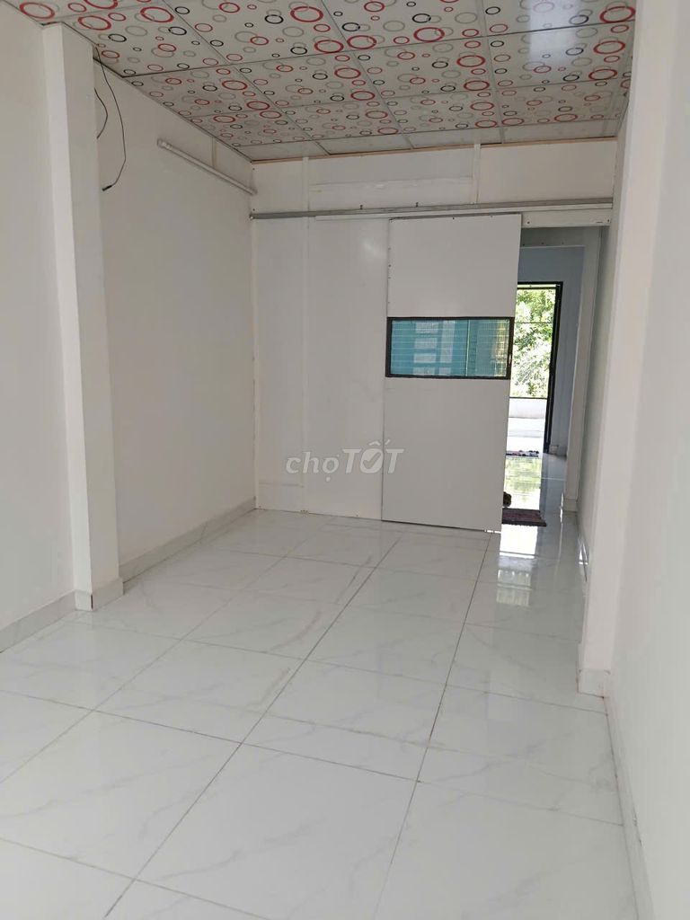 Rent the original house, quiet near the supermarket, school, right in