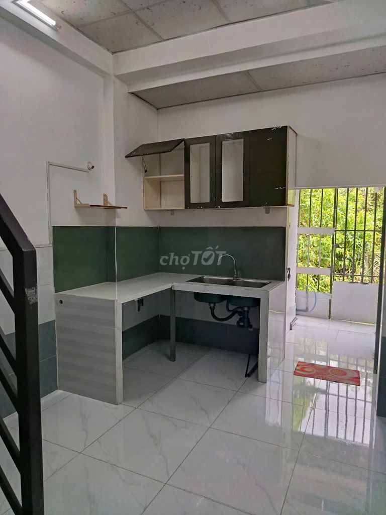 Rent the original house, quiet near the supermarket, school, right in