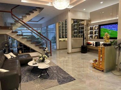 Need to rent a Villa nice 338/2 car alley A Nguyễn Xí-7 13 Q.Bình Thạnh