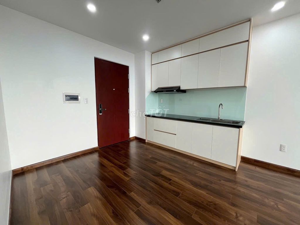 Ccccc Pisco. Thạnh Xuân 13. District 12. 60 meters2. Two bedrooms. ntcb. 7.5 million.