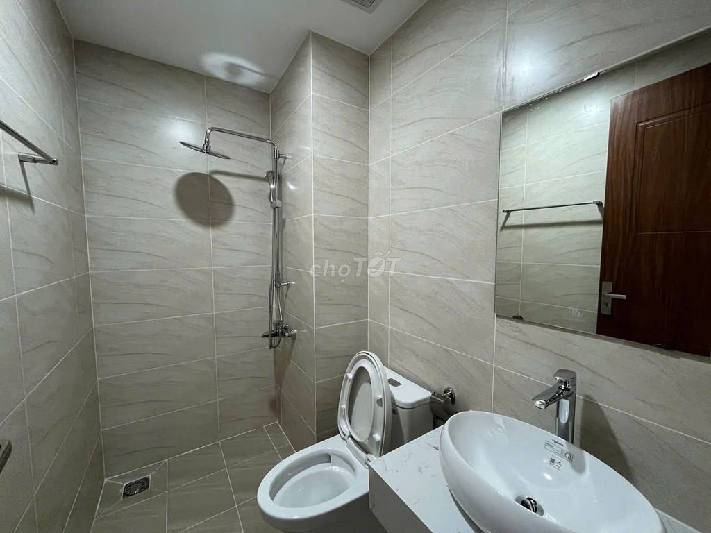 Ccccc Pisco. Thạnh Xuân 13. District 12. 60 meters2. Two bedrooms. ntcb. 7.5 million.