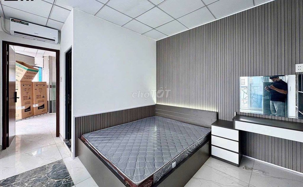Rent a balcony bedroom, Full Phú Nhuận interior right over in Phan Xil Long.