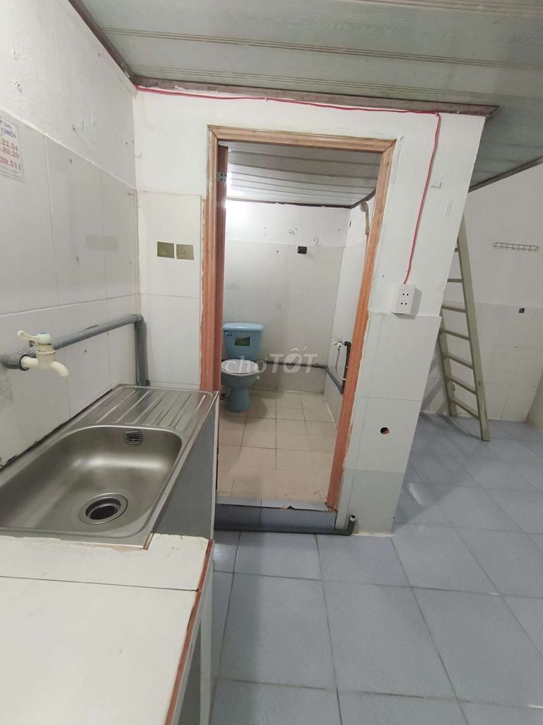 Cheap room near cvien value