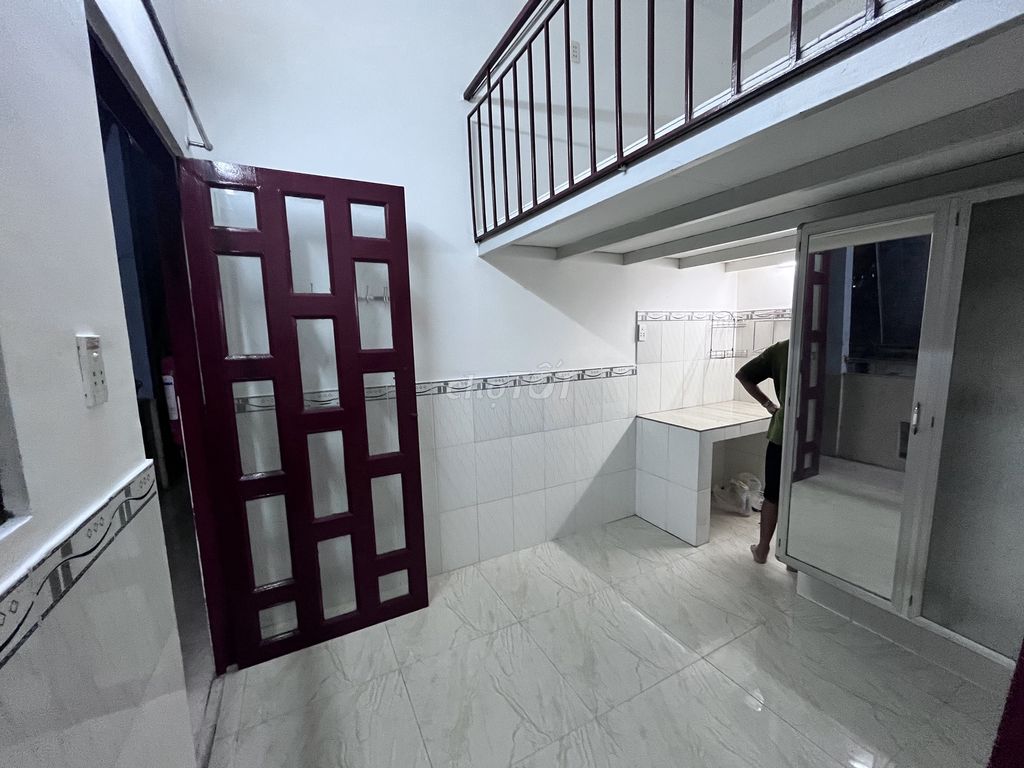 Rent a 7 - Deposital mound five minutes from pmh.