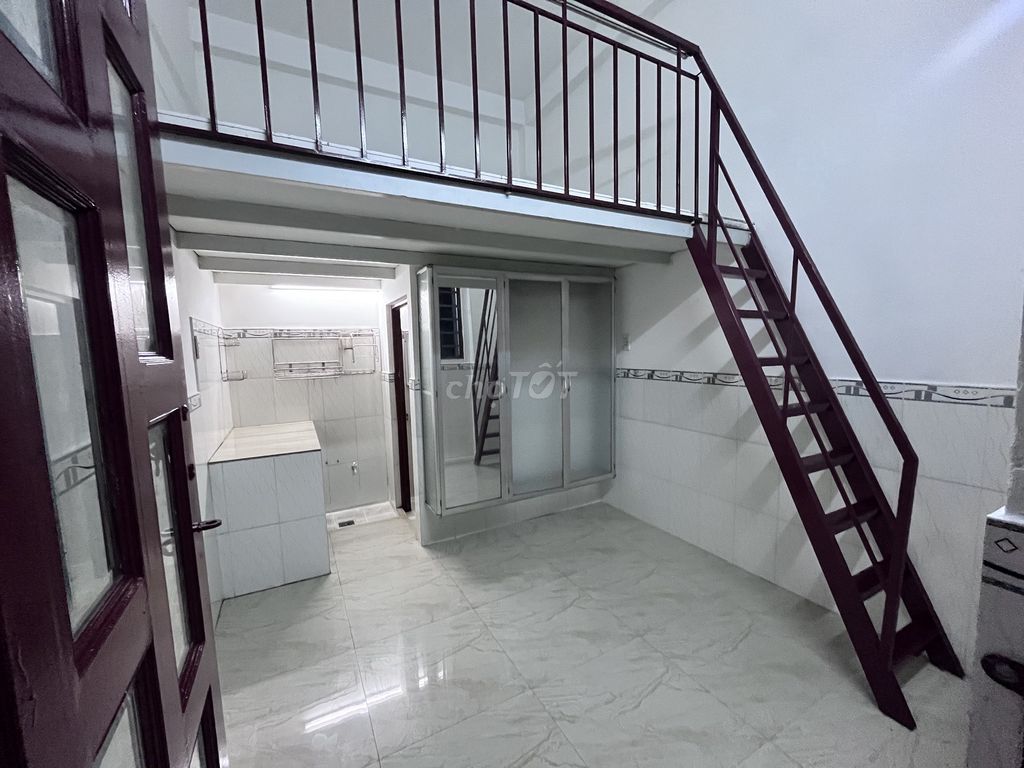 Rent a 7 - Deposital mound five minutes from pmh.