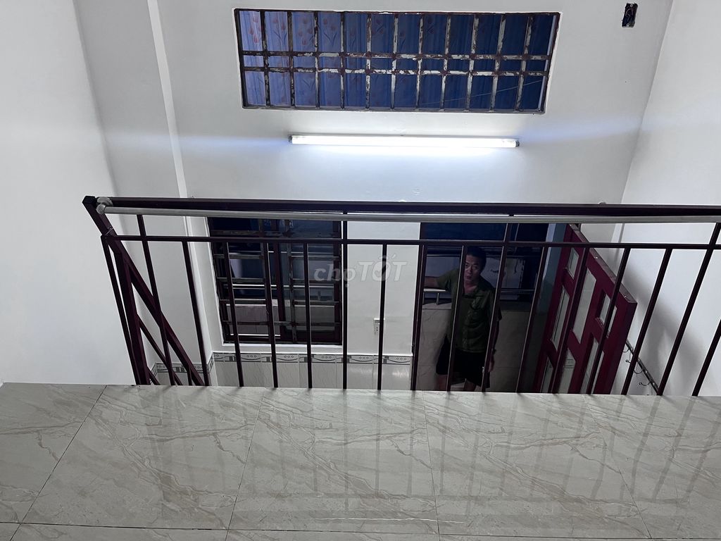 Rent a 7 - Deposital mound five minutes from pmh.
