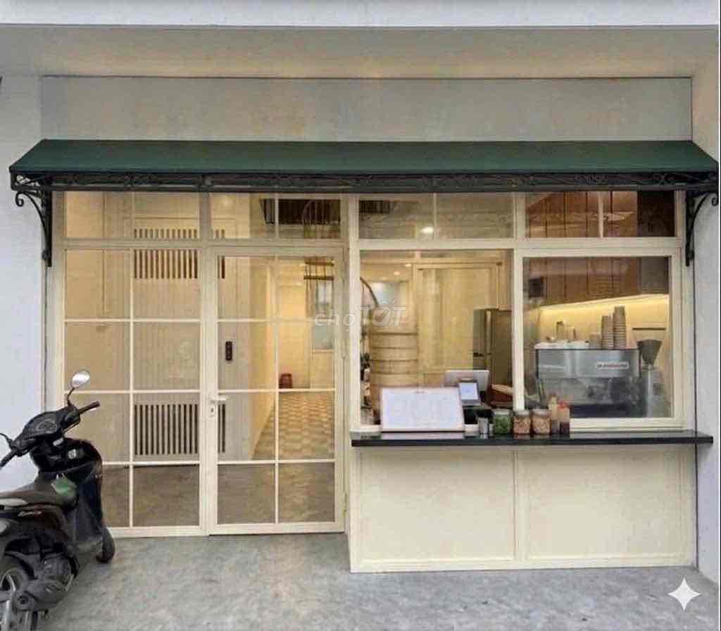 Five bedrooms, 4.3 x 20 meters, Hoàng Văn Thụ,730 4, Tân Bình